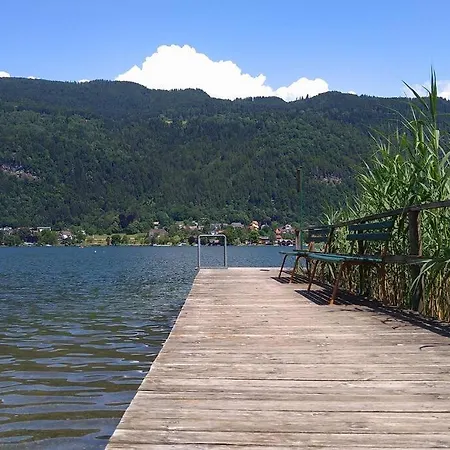 Appartement Geraeumige Mit Seezugang Altossiach