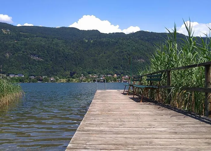 아파트 Geraeumige Mit Seezugang Altossiach