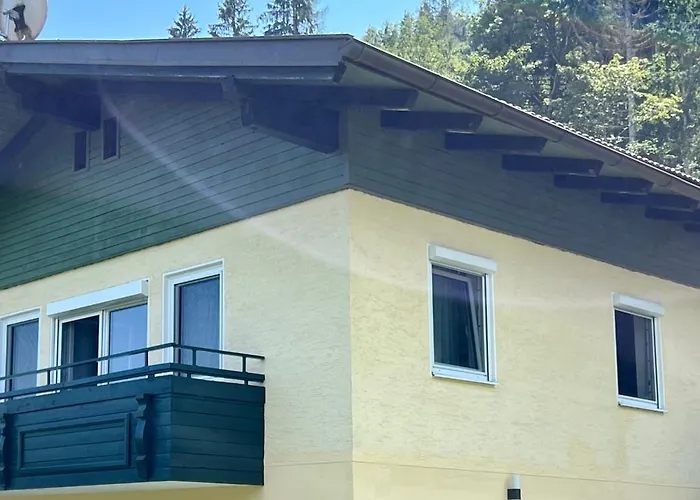 Geraeumige Mit Seezugang * Altossiach